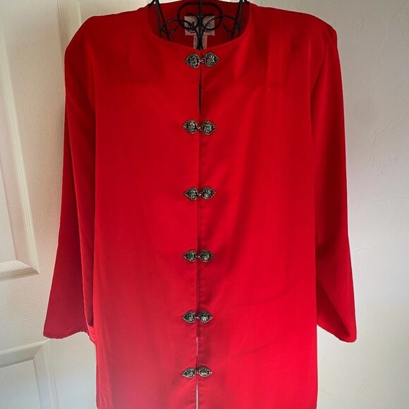 Maggie Sweet Vintage Red Jacket/Top with metal clasps - Picture 1 of 4